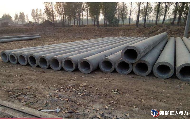 在装置完此后还需求在整理一次意图等于确保电线杆外表的干净,此外绝缘子是悬挂的 在装置完此后还需求在整理一次意图等于确保电线杆外表的干净,此外绝缘子是悬挂的